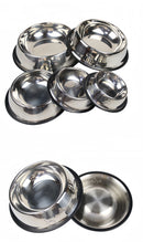 Tigela de aço inoxidável para cães e gatos, ideal para alimentação e bebida.